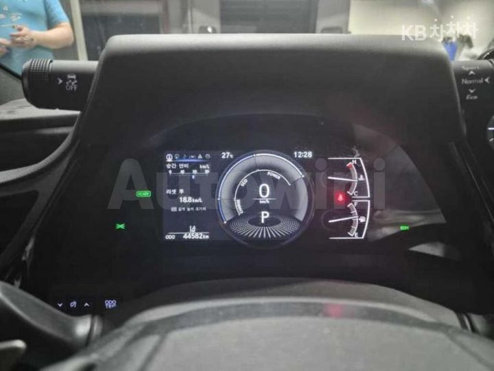 Lexus ES 2023 — 5