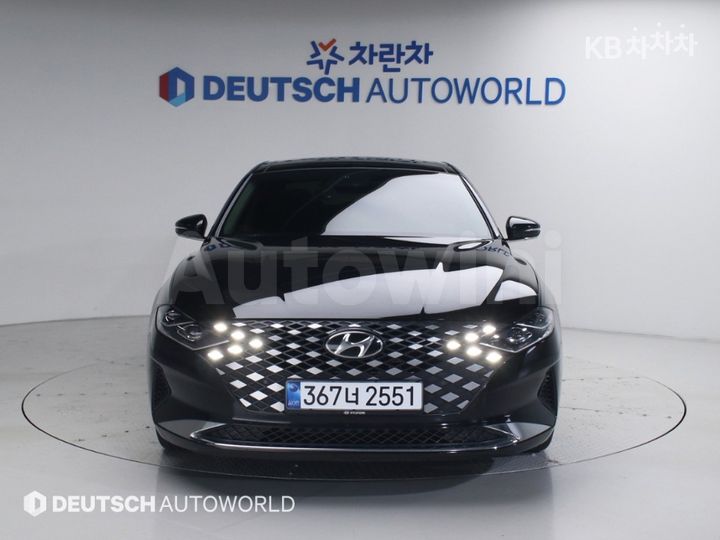 Hyundai Grandeur 2022 — 3