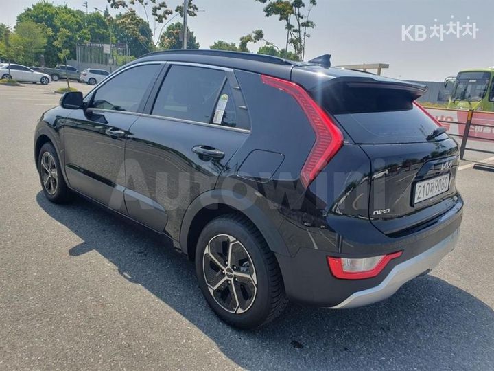 Kia Niro 2024 — 4