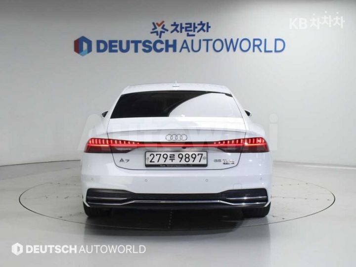 Audi A7 2020 — 4