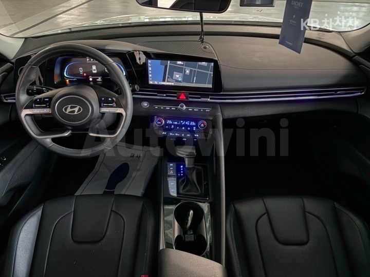 Hyundai Avante 2024 — 5