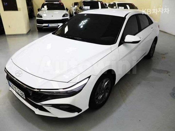 Hyundai Avante 2024 — 3