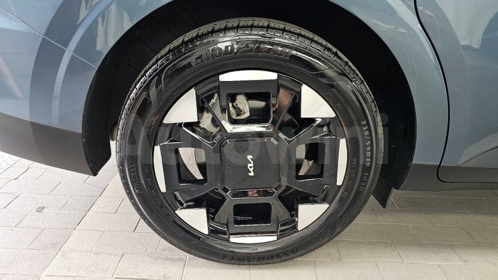Kia Carnival 2024 — 5