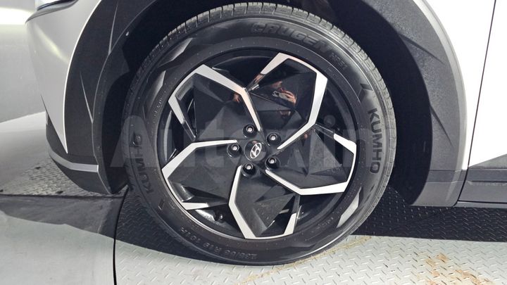 Hyundai Ioniq5 2022 — 5