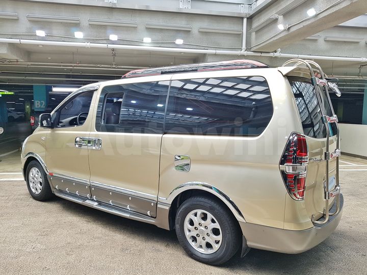 Hyundai Starex 2009 — 5