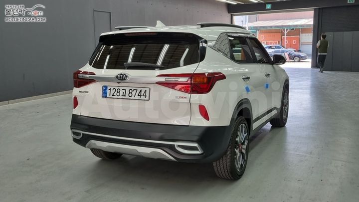 Kia Seltos 2021 — 2
