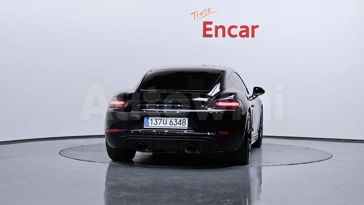 Porsche 718 2023 — 3