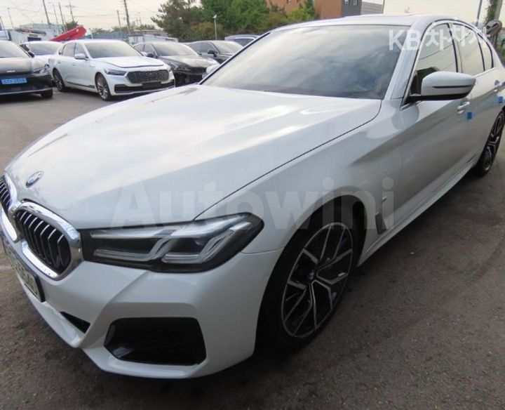 BMW 5 Series 2021 — 2