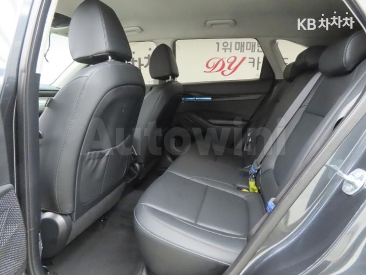 Kia Seltos 2025 — 5
