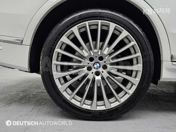 BMW X7 2021 — 5