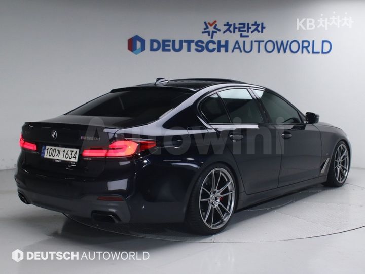 BMW 5 Series 2018 — 2