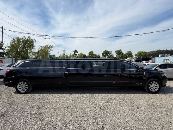 Lincoln MKT