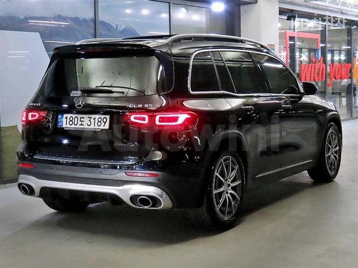 Mercedes Benz GLB Class 2021 — 4