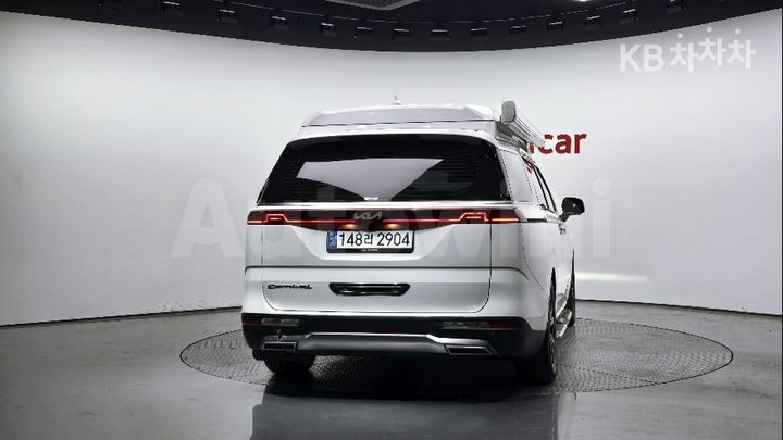 Kia Carnival 2021 — 4
