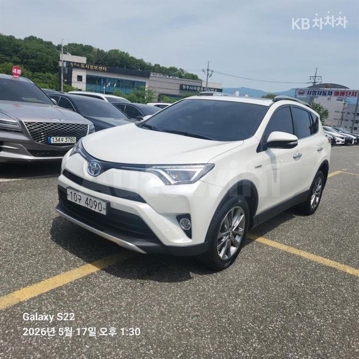 Toyota RAV4 2017 — 2