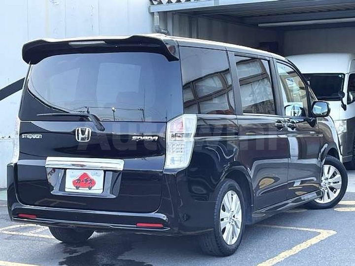 Honda Step