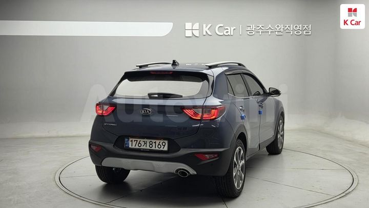 Kia Stonic 2020 — 4