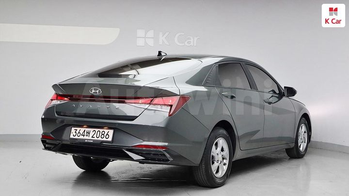 Hyundai Avante 2021 — 3