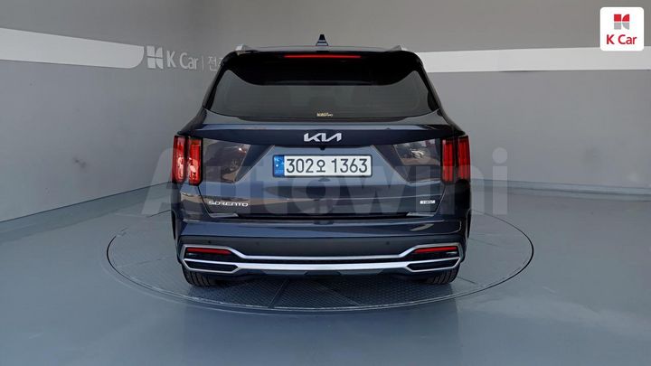 Kia Sorento 2023 — 4