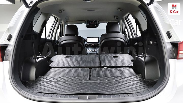 Hyundai SantaFe 2023 — 4