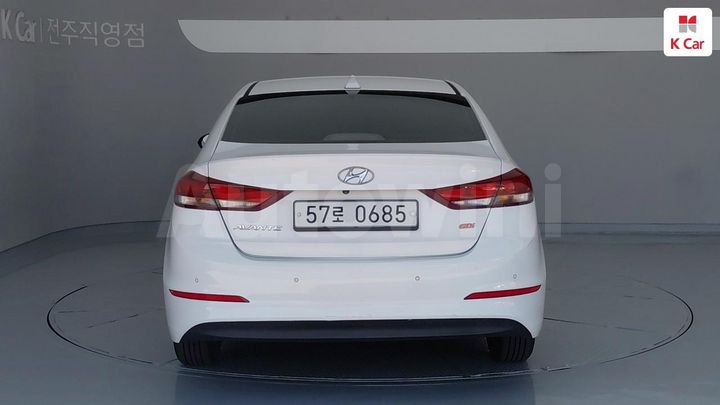 Hyundai Avante 2016 — 4