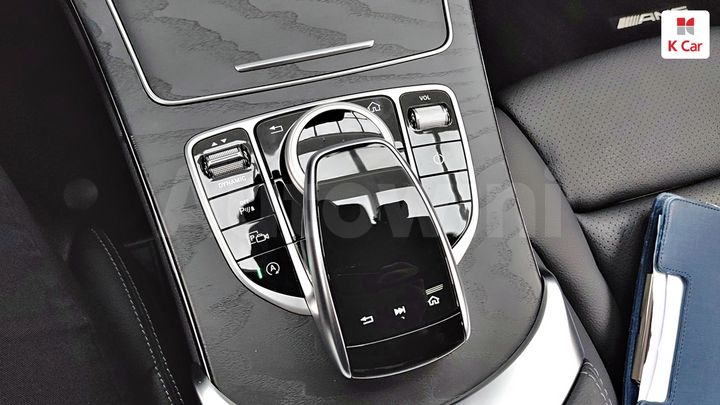 Mercedes Benz C Class 2021 — 4