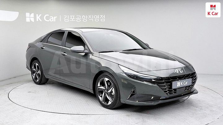 Hyundai Avante 2021 — 3