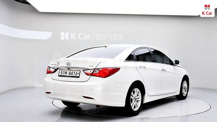 Hyundai Sonata 2011 — 3