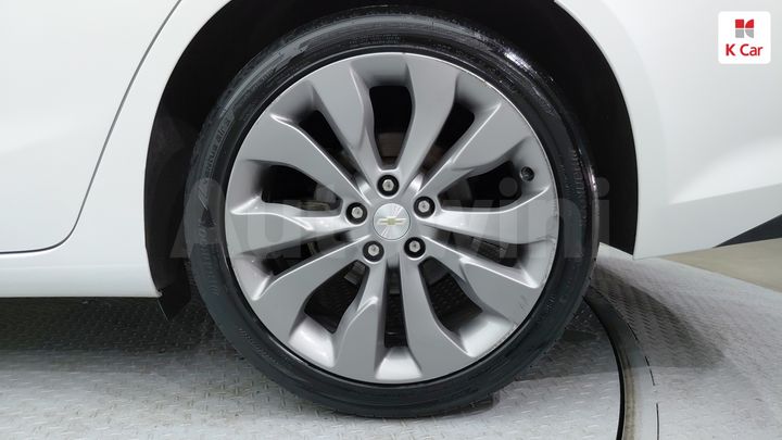 Chevrolet Malibu 2018 — 3