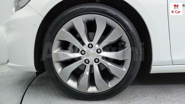 Chevrolet Malibu 2018 — 4