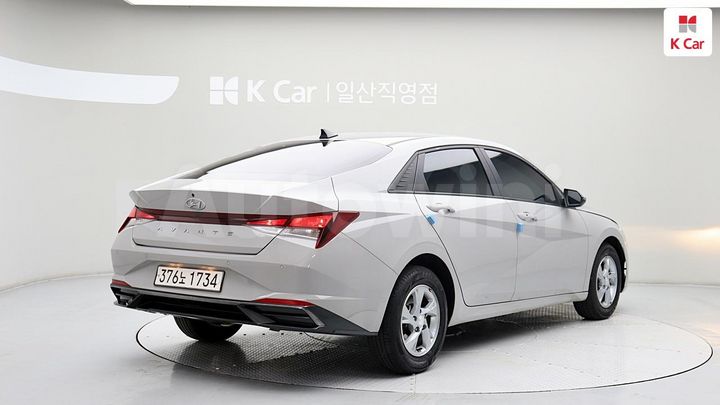 Hyundai Avante 2021 — 4
