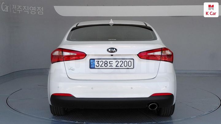 Kia K3 2015 — 4