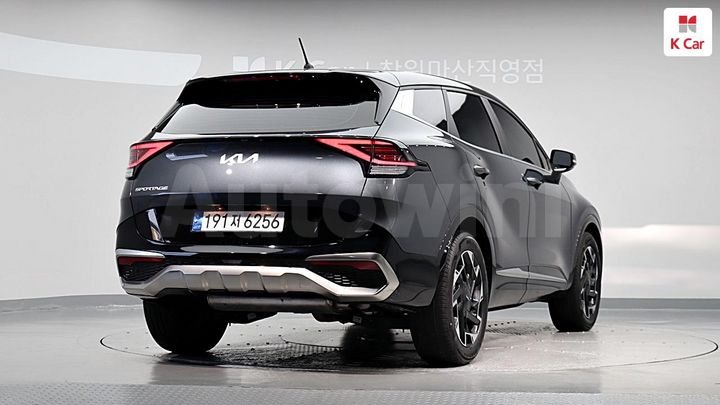 Kia Sportage 2023 — 2