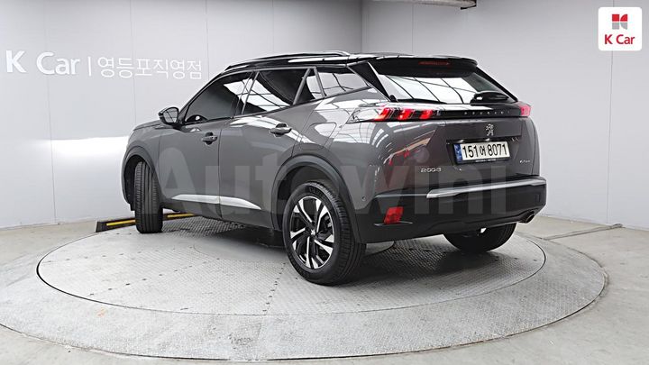 Peugeot 2008 2021 — 2