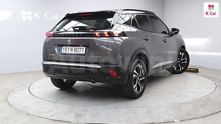Peugeot 2008 2021 — 4