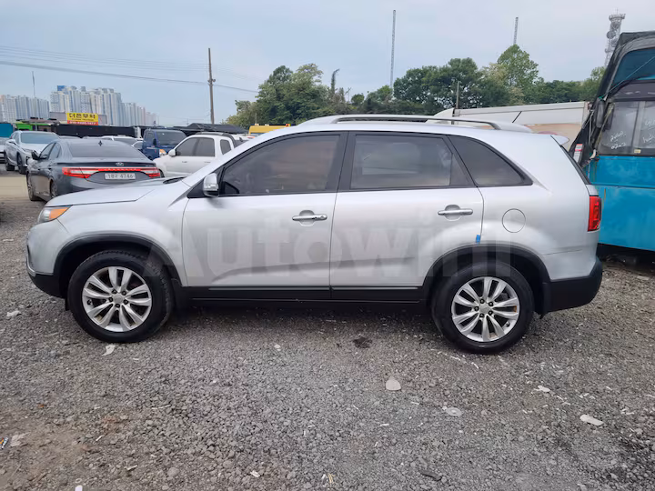 Kia Sorento 2010 — 3