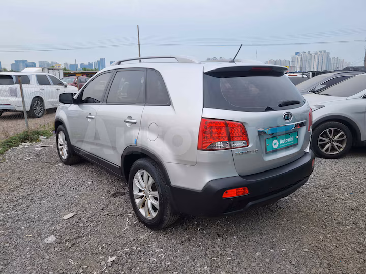 Kia Sorento 2010 — 4