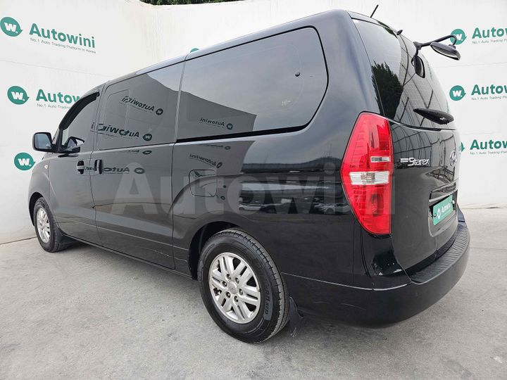 Hyundai Starex 2017 — 3
