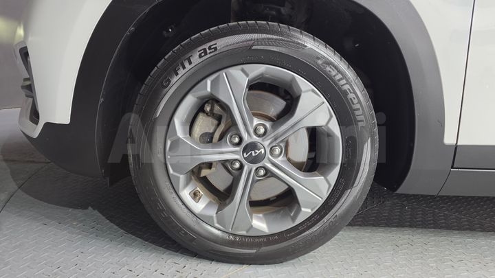 Kia Seltos 2023 — 5