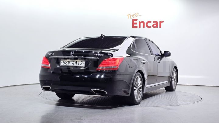 Hyundai Equus 2014 — 2