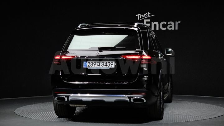 Mercedes Benz GLE Class 2024 — 4