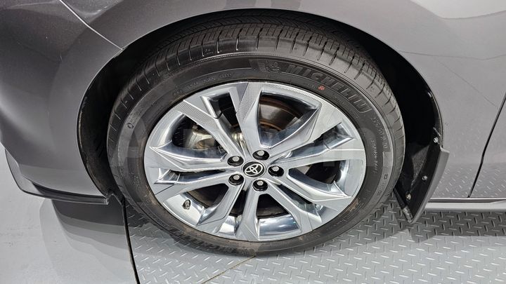 Toyota Sienna 2023 — 5