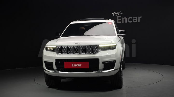 Jeep Cherokee 2023 — 3