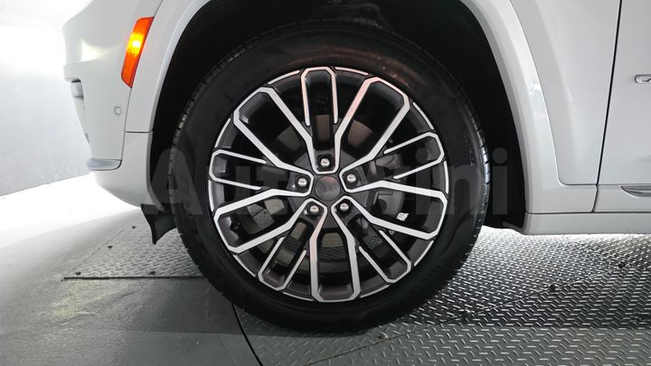 Jeep Cherokee 2023 — 5