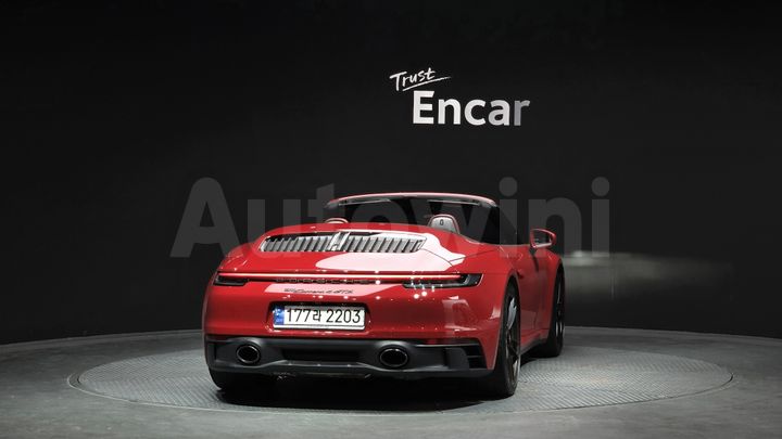 Porsche 911 2022 — 4