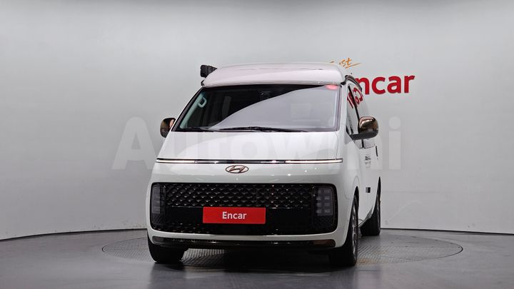Hyundai Staria 2024 — 3