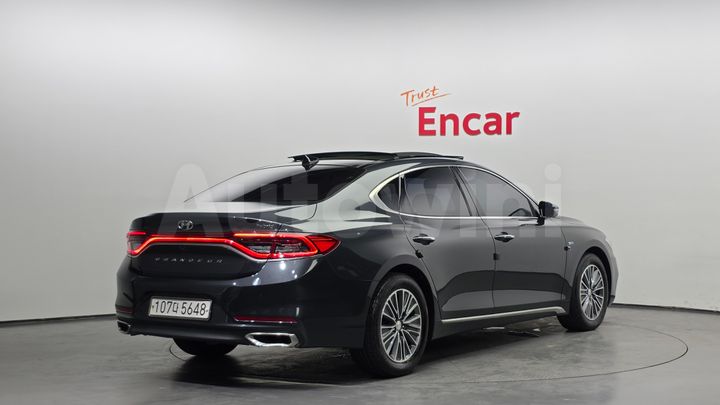 Hyundai Grandeur 2018 — 2