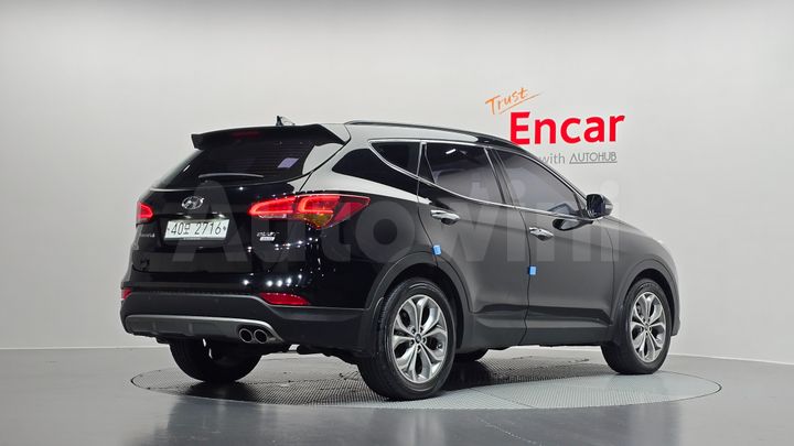Hyundai SantaFe 2015 — 2