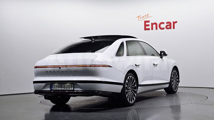 Hyundai Grandeur 2024 — 2