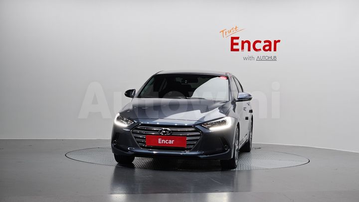 Hyundai Avante 2017 — 3